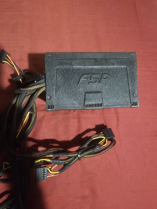 Захранване Aurum S Series AS-700 – 700W, 80+ Gold