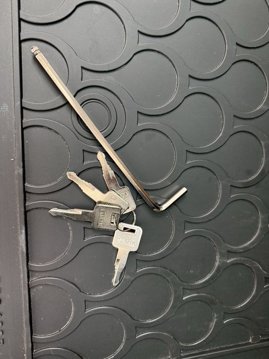 Греди + 2 стойки за колела