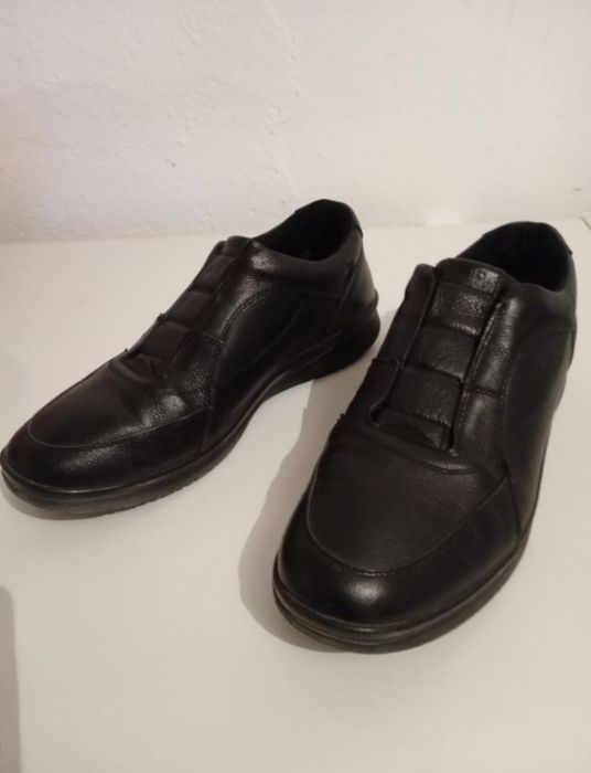 Продам Мужской батинка кожа размер 43