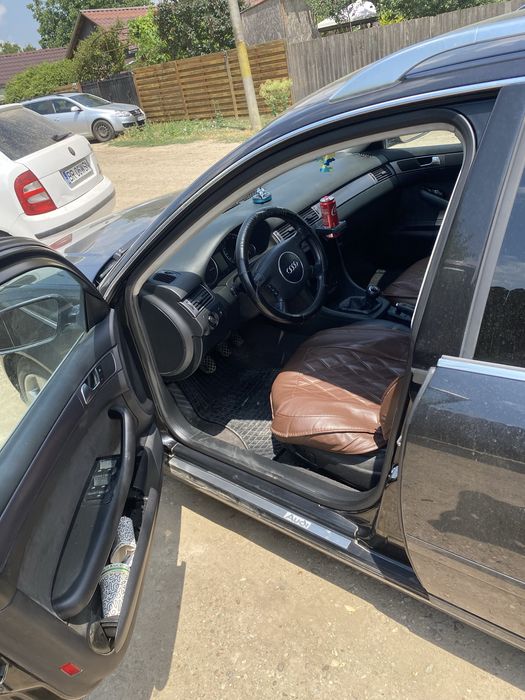 Vand Audi A6C5.