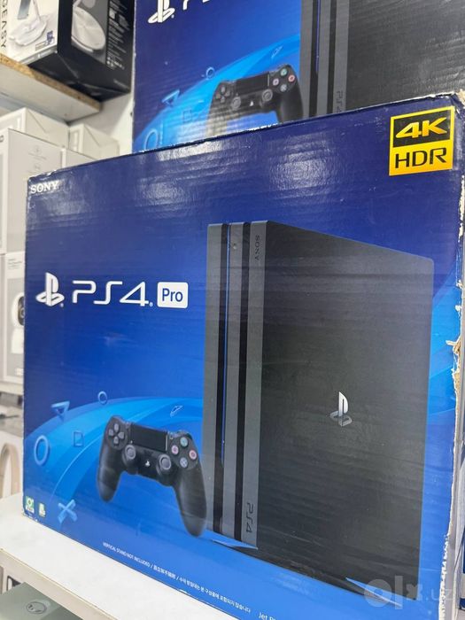 Игровая приставка Sony PlayStation 4 Pro 1TB (18 игр)