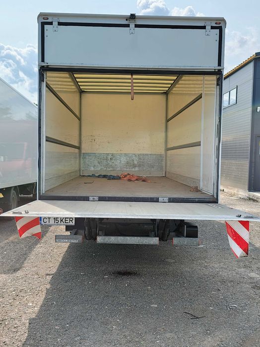 Iveco Dailly cub cu lift