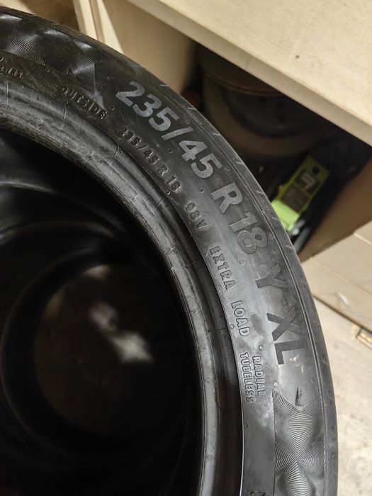 Шина Continental 235/45/18