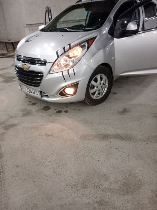 Spark sotiladi qarab haydalgan