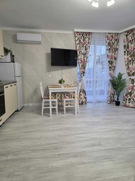 Продава се Двустаен апартамент в к.к. Слънчев бряг - 68 кв.м за 960 €/кв.м - Снимка #1