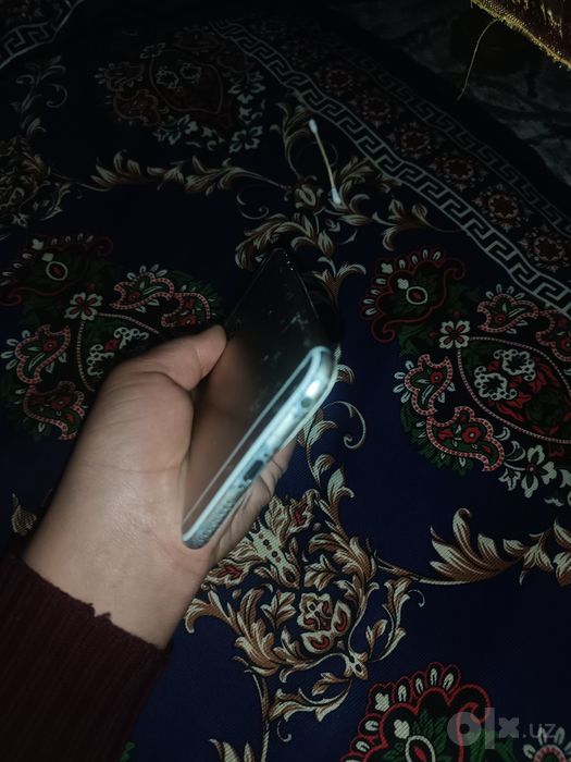 iPhone 6s pilus sotiladi