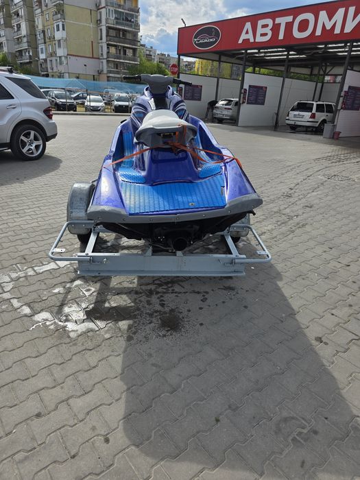 Джет Yamaha Wave Runner