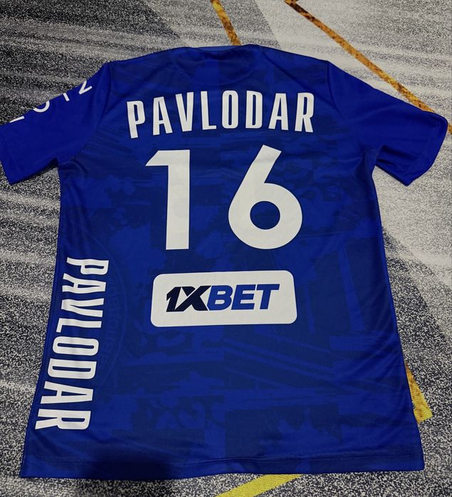 Павлодар Форма, 16 номер, Макрон