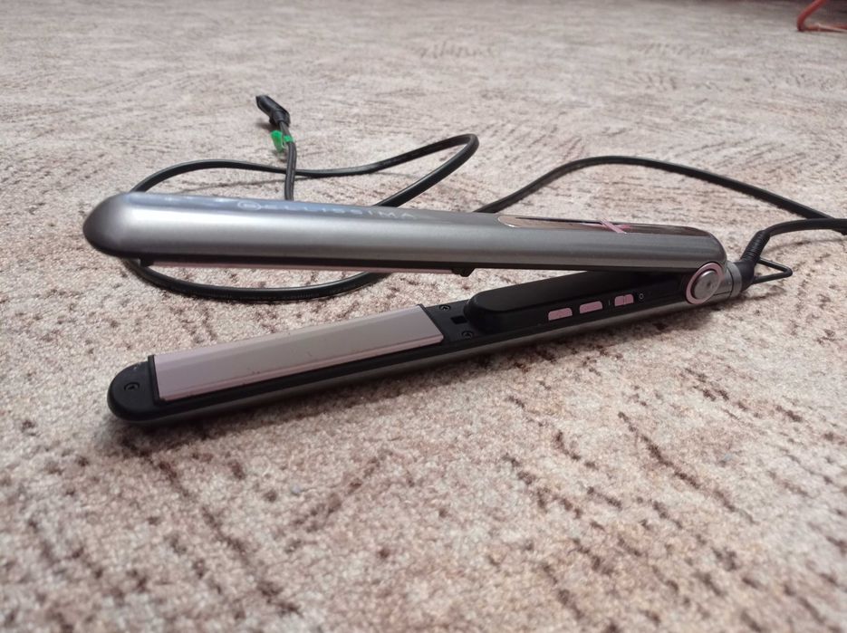 Преса за изправяне на коса