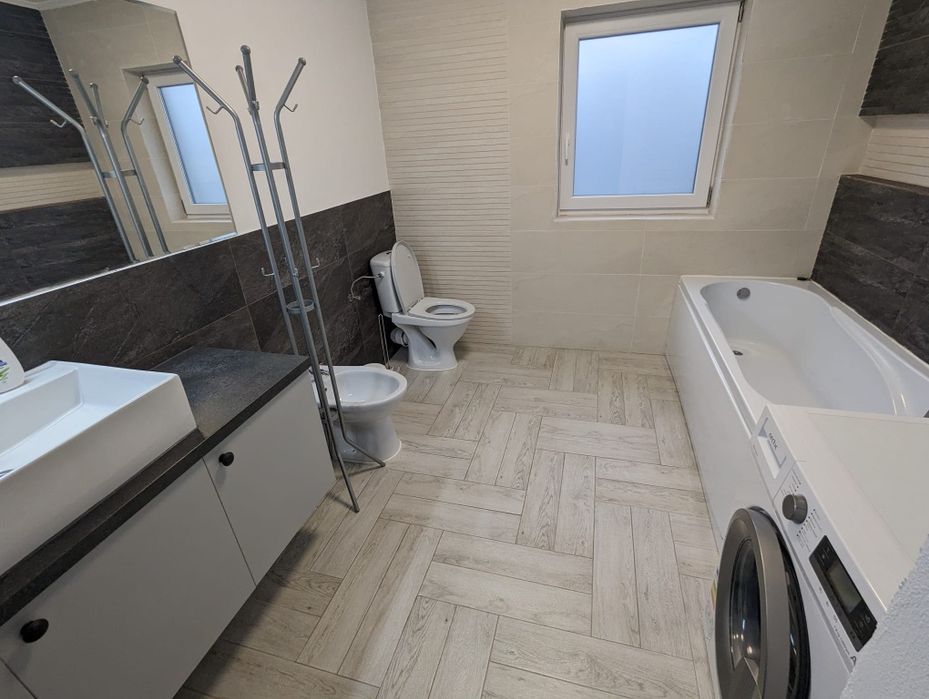 Casa tip duplex de închiriat Bistrița