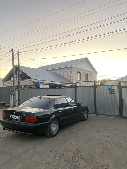 Продам бмв е38 740