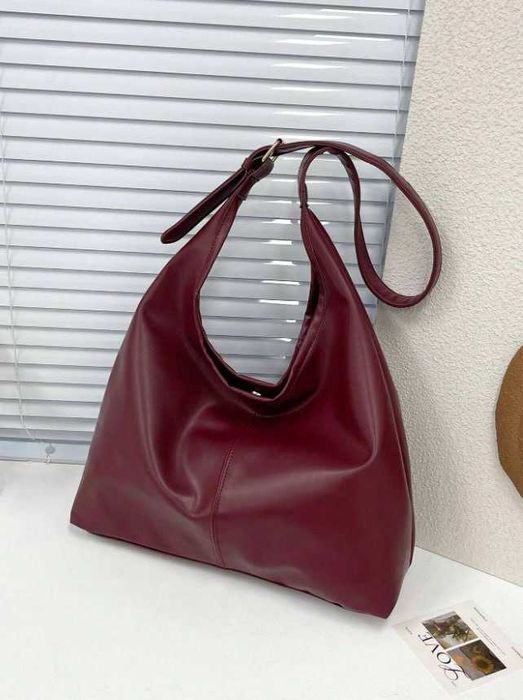 Дамска чанта през рамо – модерен дизайн, стил и удобство!