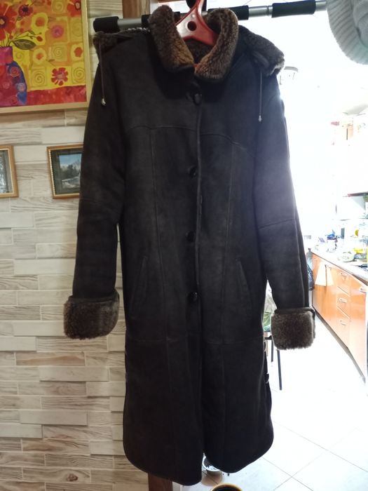 Продам женскую дубленку