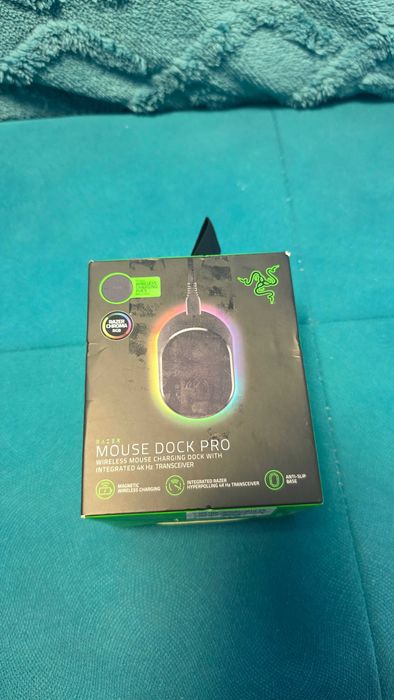 Vand RAZER Mouse Dock Pro + Wireless Charging Puck Nou Sigilat