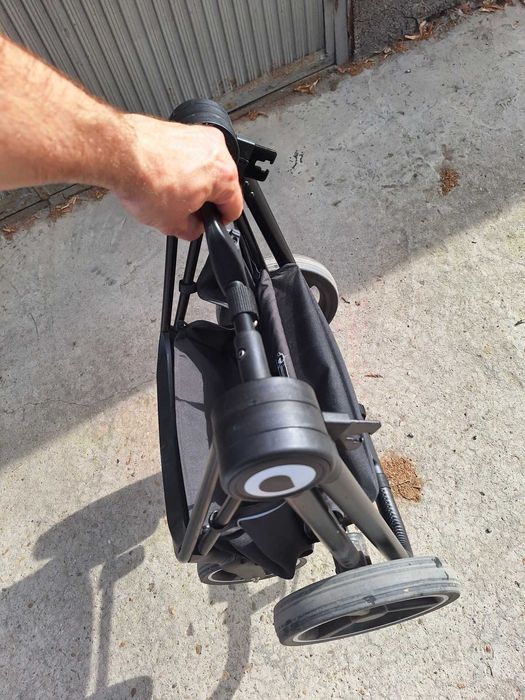 Количка за бебета Лионело Мика 3 в 1