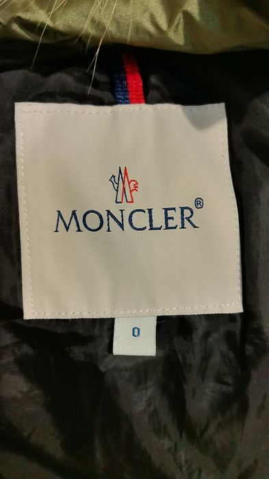 Зимний комбинезон moncler