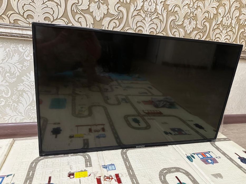Продам телевизор дайвоо