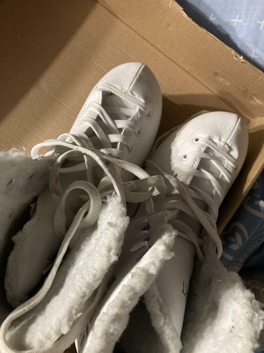 Коньки зимнее, утепленные