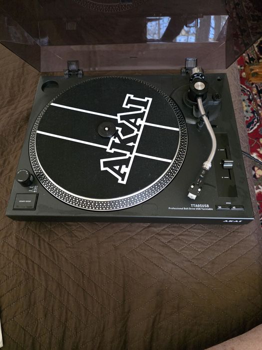 Грамофон AKAI TTA-05USB