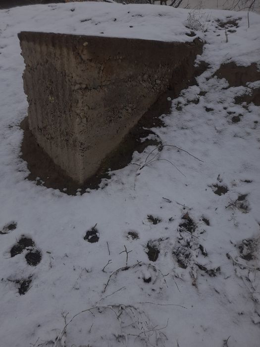 Уй куриш учун уй жой сотилади