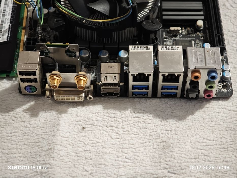 Kit Placa de Baza Gigabyte Z97N-WIFI i5 4690k 8GB DDR3 1600 Mhz CORSAR