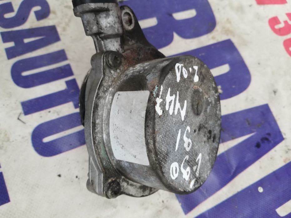 Pompa vacumm bmw seria 3e90 e 91 motor 2.0d 163cp