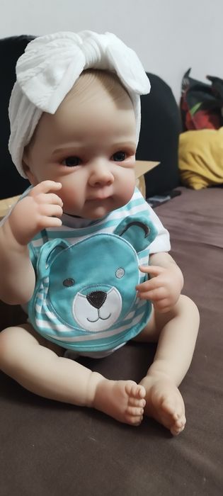 Реалистично бебе 45 см с изцяло винилови тяло