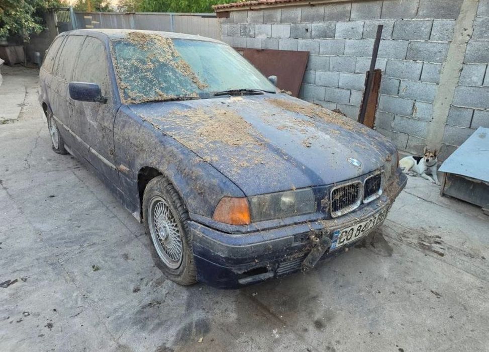 BMW 320 I , 2.0 бензин ,176 000 реални км .