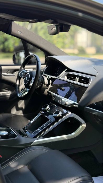 JAGUAR I-PACE EV400S (электромобиль с пробегом 47000км±)