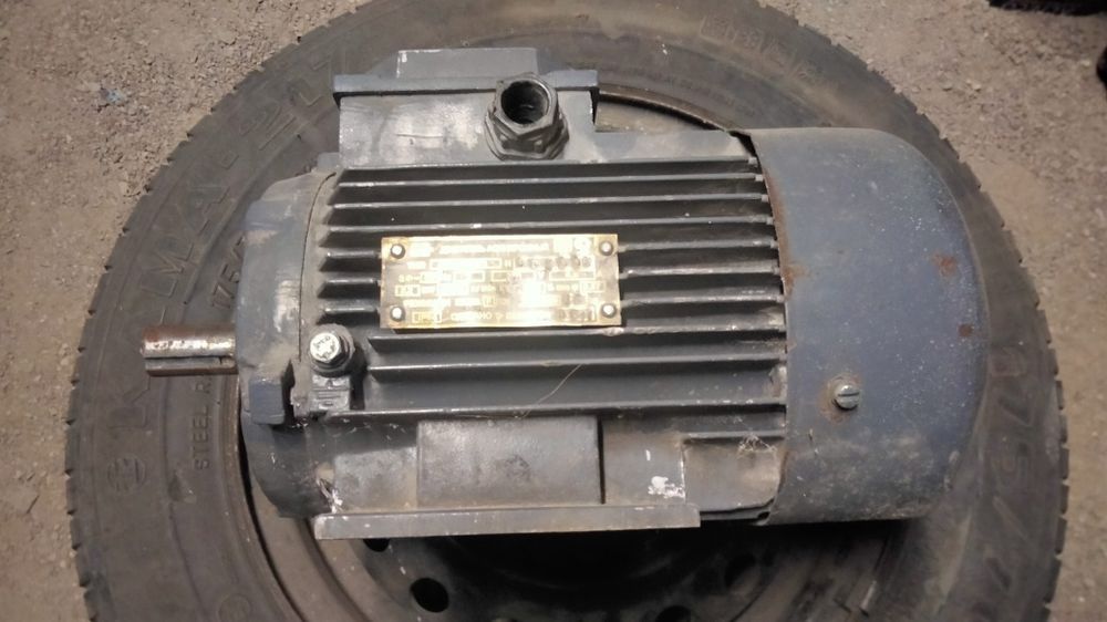 Эл.Дигатель 2.2кв 2950обр.в мин.