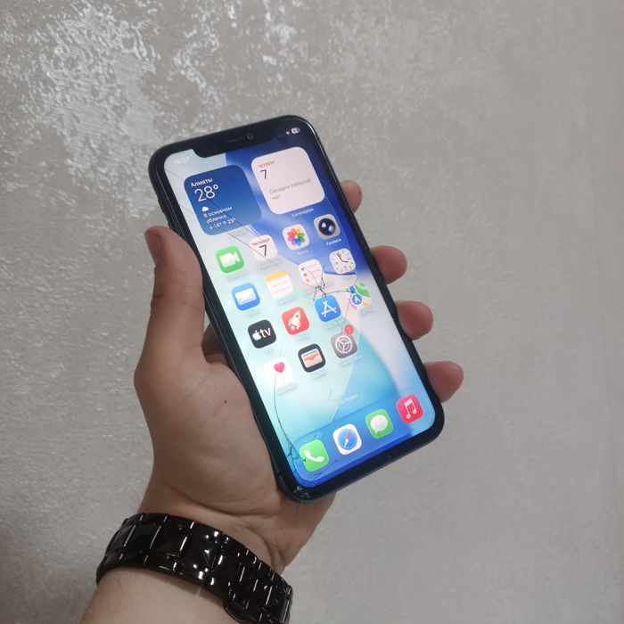 iPhone 11 / 64gb / 77% / имеется торг / пишите