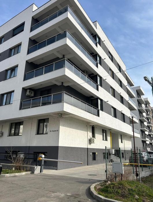 Apartament de inchiriat in bloc nou
