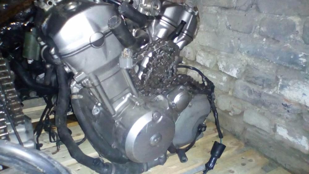 Мотоциклет Хонда ХЛ 700(Honda Xl 700V transalp )-На части