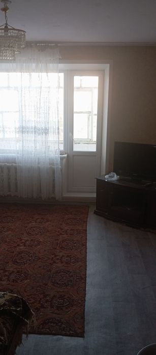 Сдам четырех комнатную квартиру.