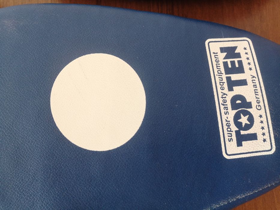 Срочно обменяю перчатки.