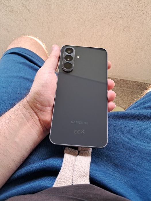 Samsung A56 5G negru arata perfect 100% bateria dual sim