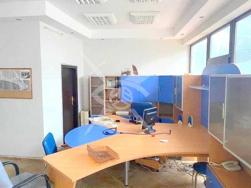 Продава се Магазин в Поморие - 66 кв.м за 1046 €/кв.м - Снимка #1