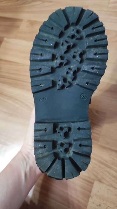 Ботинки кожаные для мальчика 28 рр