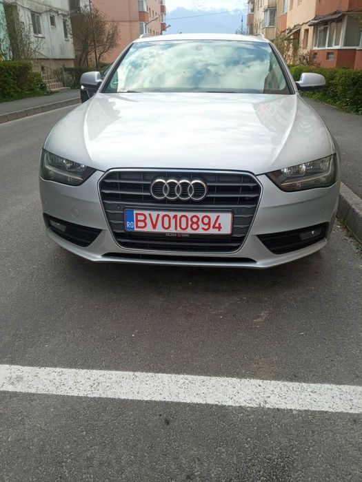 Vind audio A4 b8 din 2013 in stare perfecta