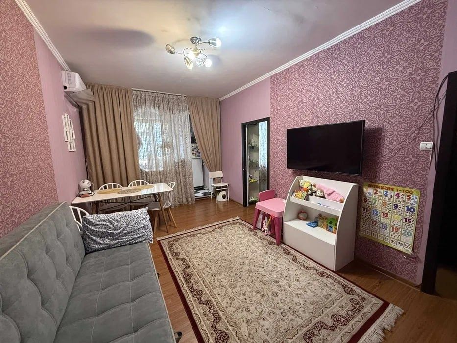 Ялангач, Институт Культуры 190школа. Продам 2 комнатную квартиру