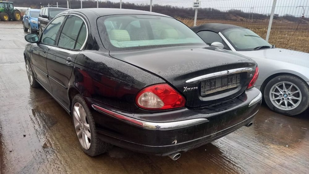 Dezmembrari Jaguar X-Type 3.0 v6 Benzina
