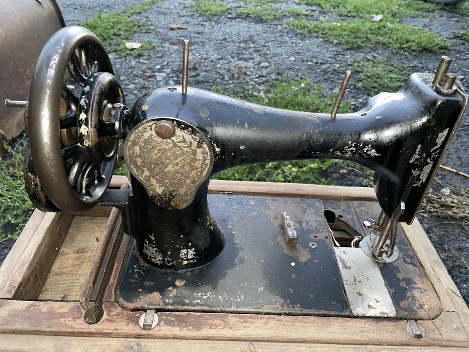 Продам Швейную машинку Singer!