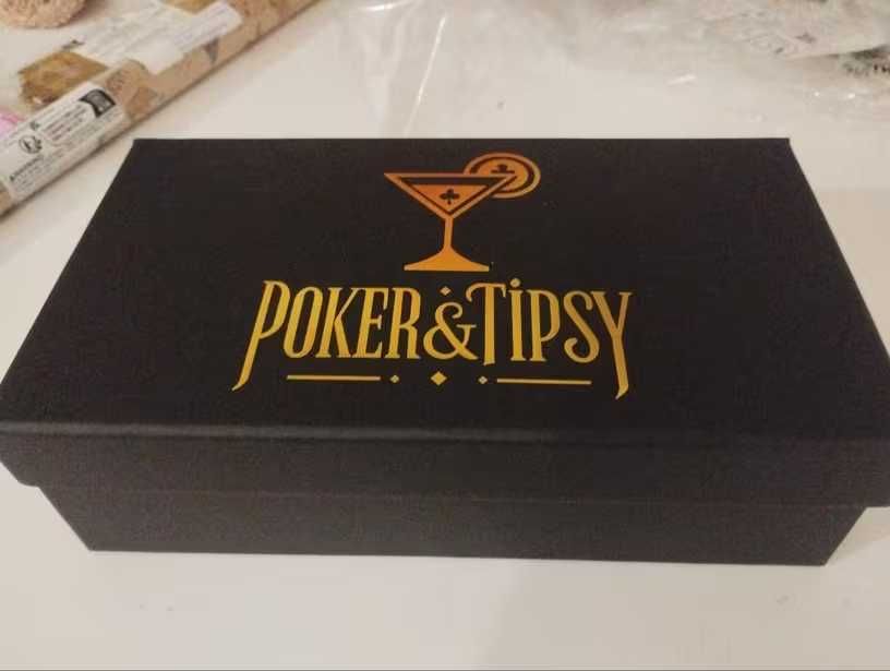 Комплект от 8 броя чашки и 2 отварачки за буткилки