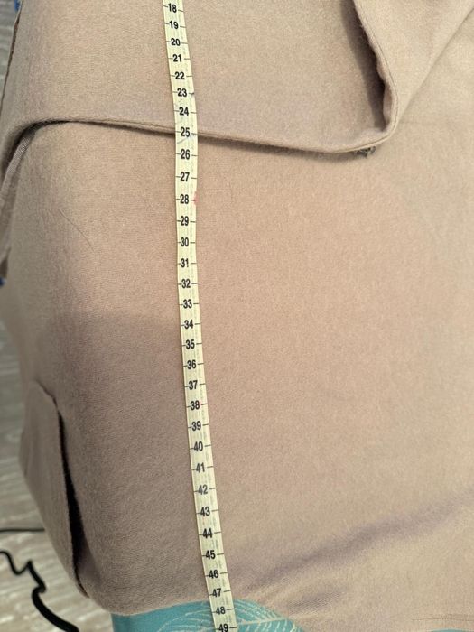 Vesta cu funda , din lana