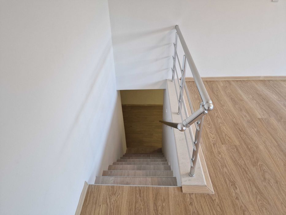 Продавам помещение в идеален център