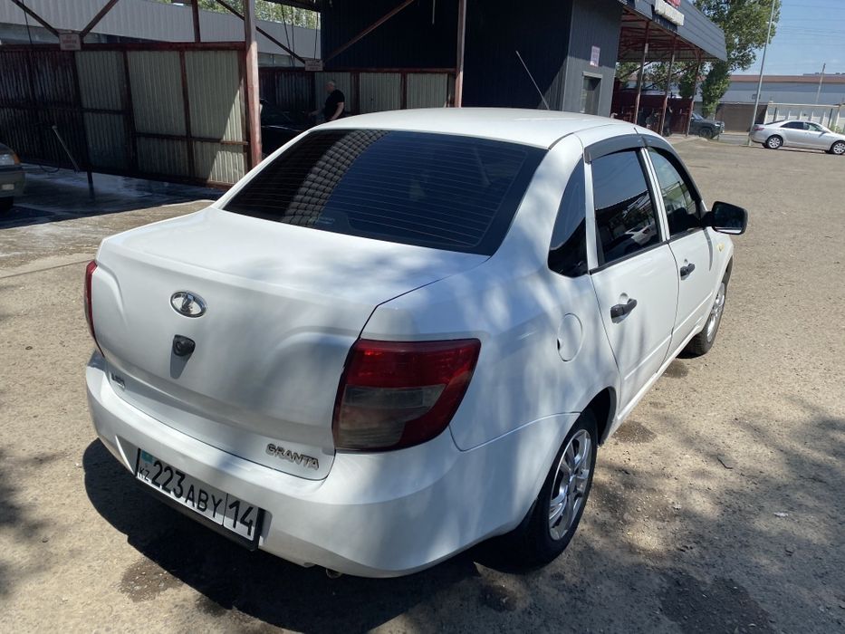 Лада гранта 2013 года