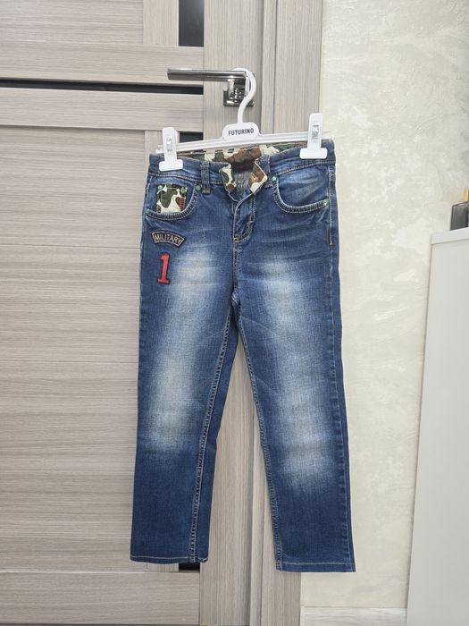 Джинсы на 7-8-9лет