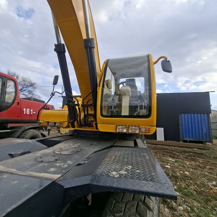 JYL210E Гусеничный Экскаватор 2020г