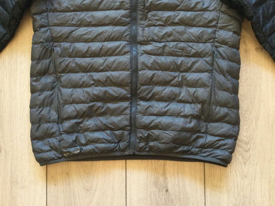 оригинално пухено яке HAGLOFS Essens Mimic Hood размер M от Германия