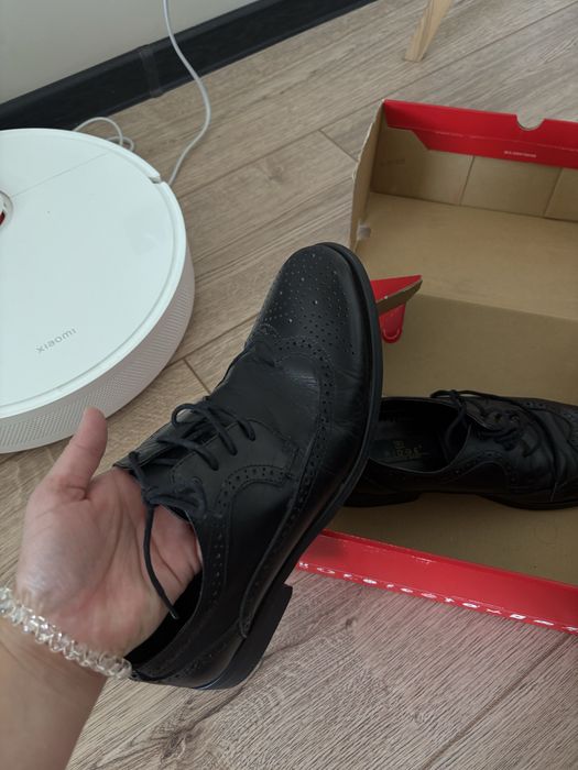 Продам мужские туфли